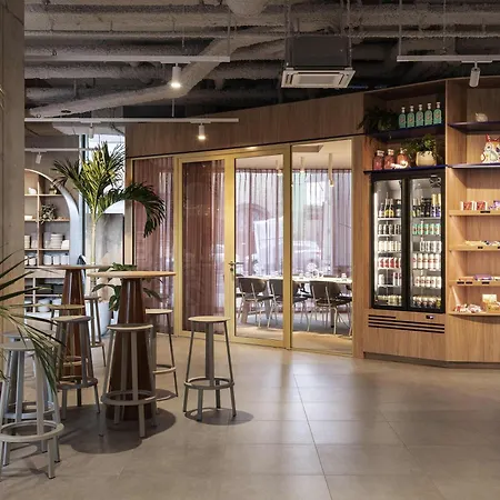 Готель Adagio Access Centrum Dampoort Гент