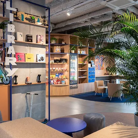 Готель Adagio Access Centrum Dampoort Гент