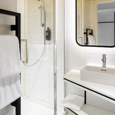 Adagio Access Centrum Dampoort فندق