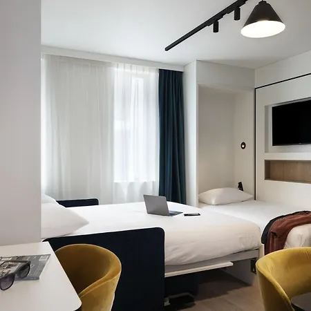 Adagio Access Centrum Dampoort Hotel 3*