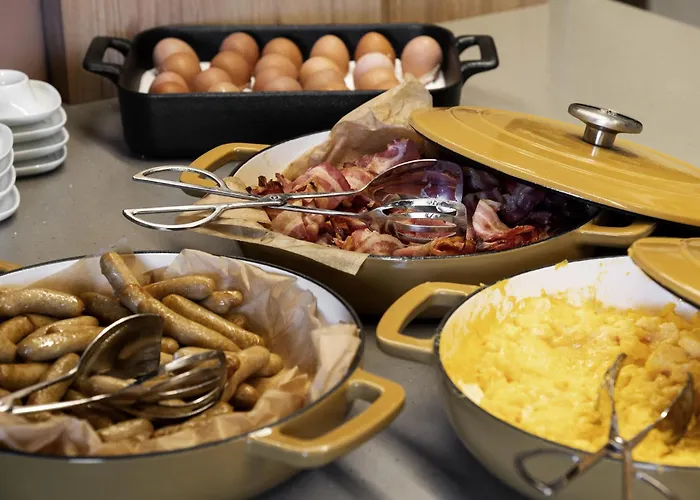 Adagio Access Centrum Dampoort Hotel 3*