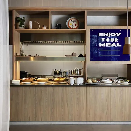 酒店 Adagio Access Centrum Dampoort 3*