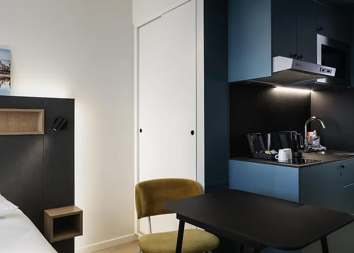 Adagio Access Centrum Dampoort Гент