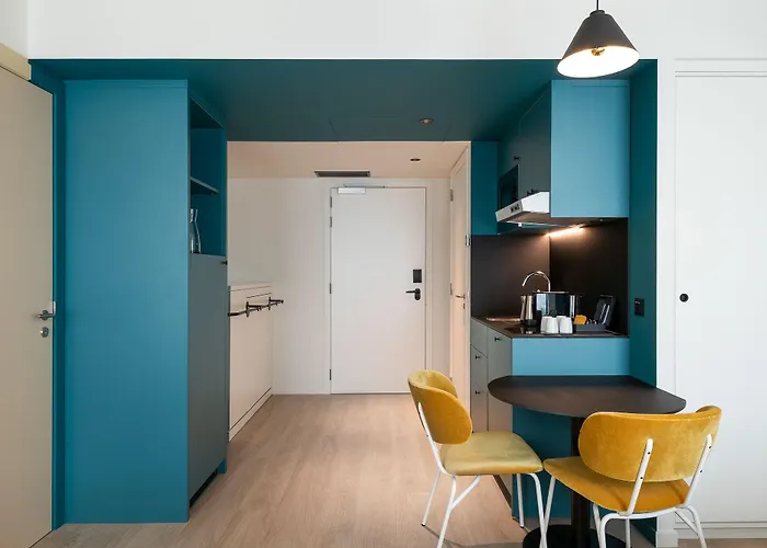 Adagio Access Centrum Dampoort Отель